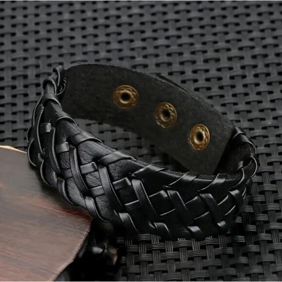Black Boho Stitch Faux leather Snap Bracelet Adjustable 9.25" - Picture 4 of 4